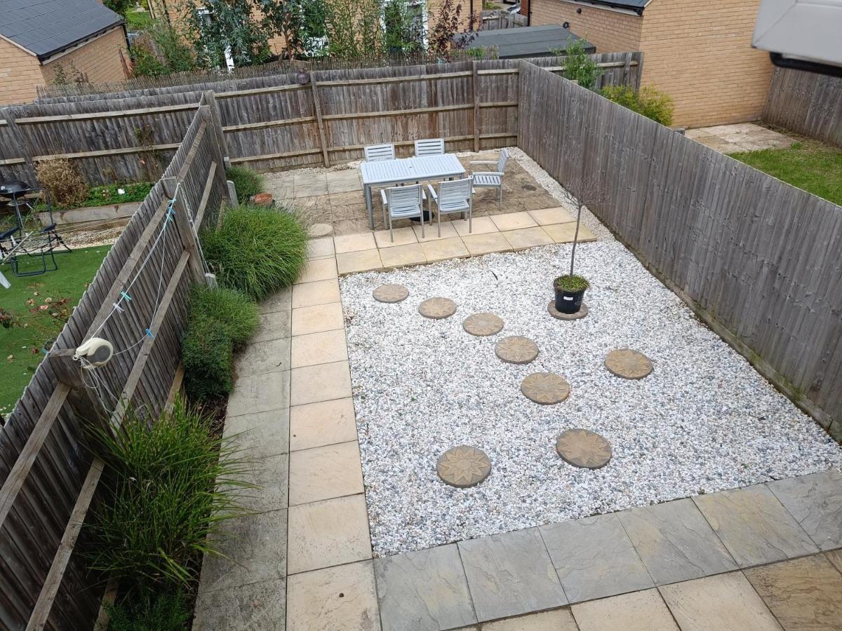 3 Bedroom Townhouse Near Bicester Village Esterno foto