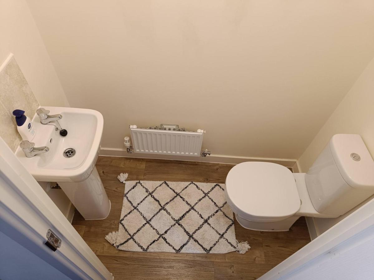 3 Bedroom Townhouse Near Bicester Village Esterno foto